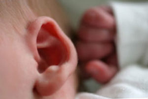 Read more about the article Newborns and Hearing Loss
